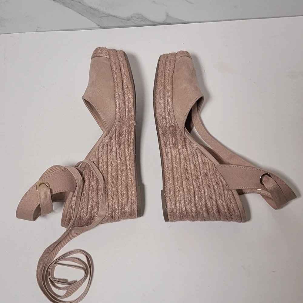 I.N.C. Maise Almond Toe Nude Espadrille Wedge Platform strappy sandals Size 8.5